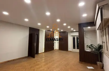 مساحات مكتبية - استوديو - 5 حمامات للايجار في شارع البطل احمد عبد العزيز - المهندسين - الجيزة