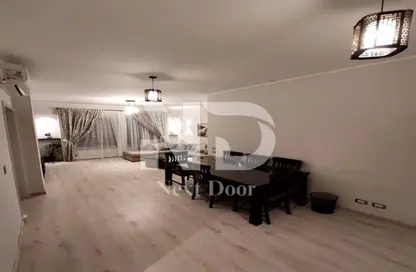 شقة - 1 حمام للايجار في فيلدج جيت - المستثمرين الجنوبية - مدينة القاهرة الجديدة - القاهرة شقة - 1 حمام للايجار في فيلدج جيت - المستثمرين الجنوبية - مدينة القاهرة الجديدة - القاهرة