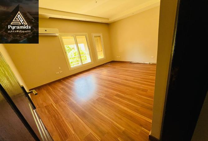 8384460 - Property Image 3