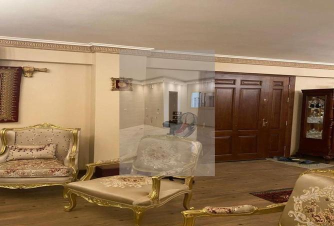 8111200 - Property Main Image