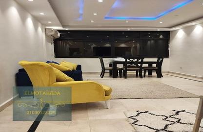 Apartment - 2 Bedrooms - 1 Bathroom for rent in Street 215 - Degla - Hay El Maadi - Cairo