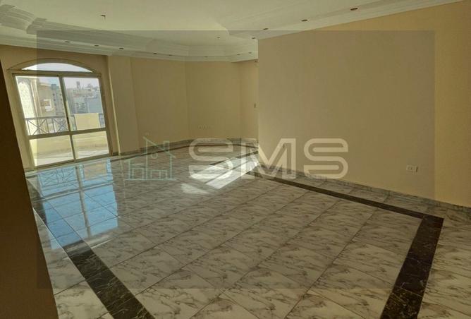 8025482 - Property Image 2