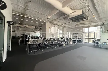 Office Space - Studio - 3 Bathrooms for rent in V90 - North Teseen St. - The 5th Settlement - New Cairo City - Cairo