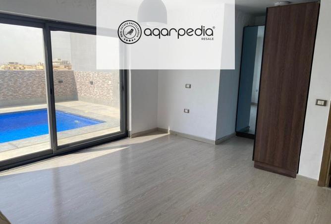8033927 - Property Image 2