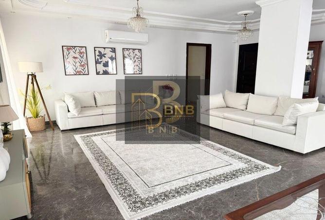 8066727 - Property Image 2