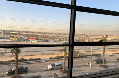 مساحات مكتبية - استوديو - 1 حمام للبيع في ويست مارك - محور 26 يوليو - مدينة 6 أكتوبر - الجيزة