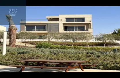 Villa - 5 Bedrooms - 5 Bathrooms for sale in Palm Hills New Cairo - 5th Settlement Compounds - The 5th Settlement - New Cairo City - Cairo
