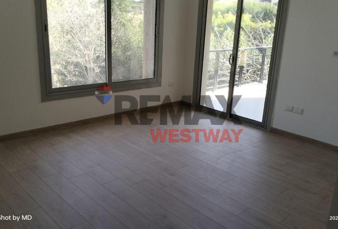 8393573 - Property Image 2