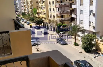 Apartment - 3 Bedrooms - 2 Bathrooms for sale in 1st District - 6 October City - Giza