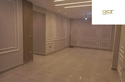 Apartment - 3 Bedrooms - 2 Bathrooms for sale in El Shorouk Compounds - Shorouk City - Cairo Apartment - 3 Bedrooms - 2 Bathrooms for sale in El Shorouk Compounds - Shorouk City - Cairo