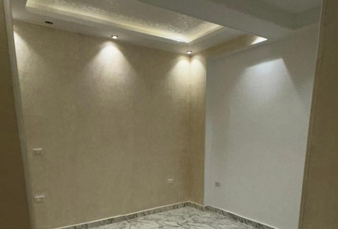 8075360 - Property Image 3