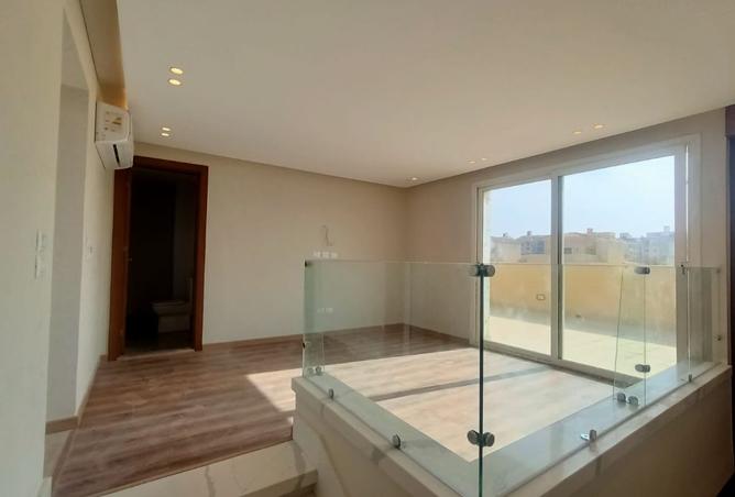 8544939 - Property Image 2