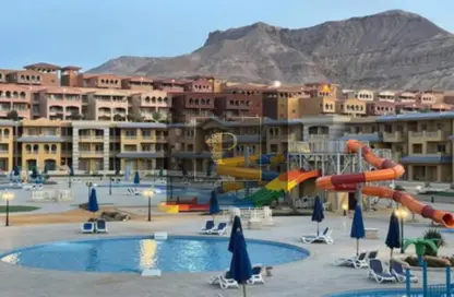 شاليه - غرفة نوم - 2 حمامات للبيع في كاريبيان باي - بورتو السخنة - العين السخنة - السويس