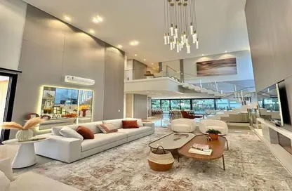 Villa - 5 Bedrooms - 4 Bathrooms for sale in Sodic West - Sheikh Zayed Compounds - Sheikh Zayed City - Giza