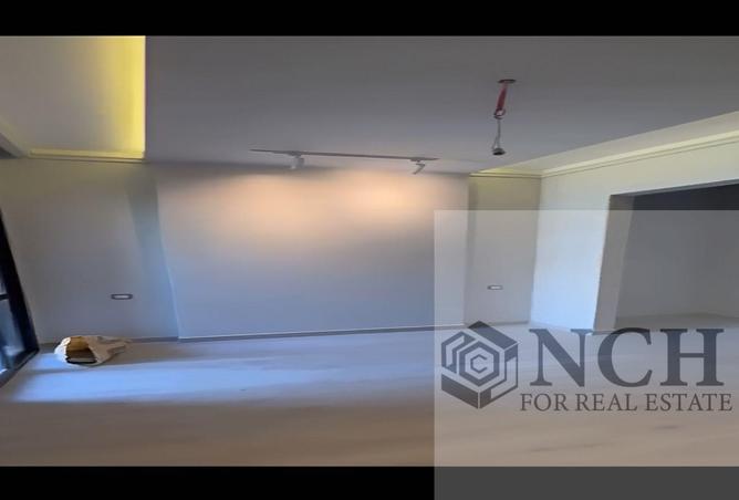 8276920 - Property Image 3