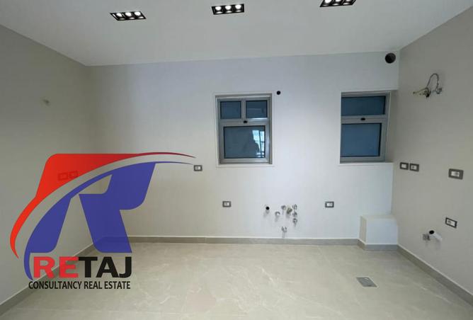 8243225 - صورة العقار 3