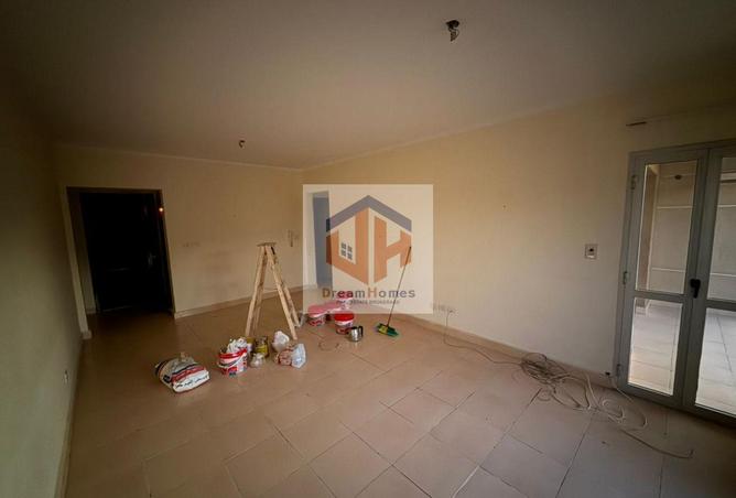 8517800 - Property Image 2