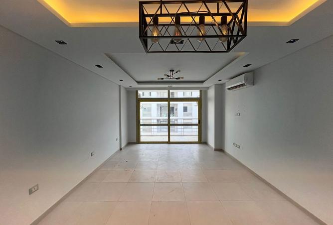 8116080 - Property Image 2