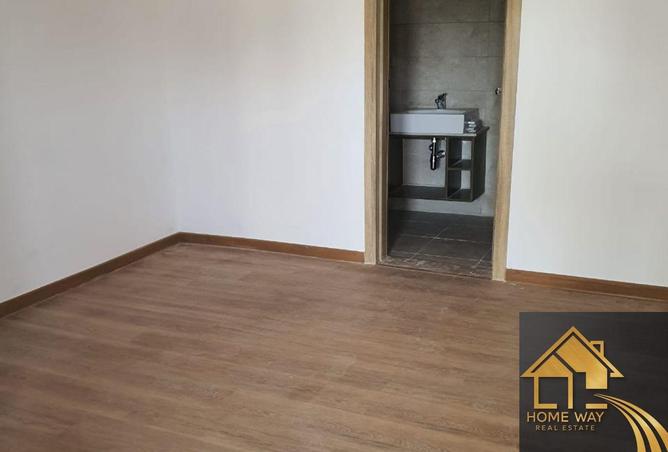 8095826 - Property Image 3