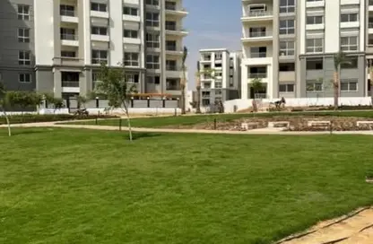 Apartment - 3 Bedrooms - 3 Bathrooms for sale in Hyde Park - 5th Settlement Compounds - The 5th Settlement - New Cairo City - Cairo