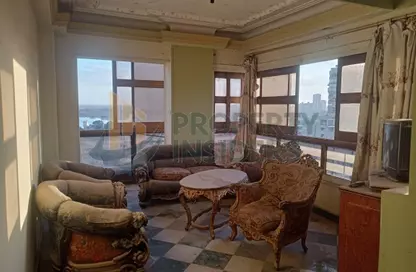 شقة - 3 غرف نوم - 1 حمام للبيع في شارع المنيل - المنيل - حي المنيل - القاهرة