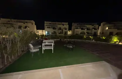 Chalet - 3 Bedrooms - 3 Bathrooms for rent in Mountain View - Ras Al Hekma - North Coast