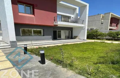 Townhouse - 3 Bedrooms - 4 Bathrooms for sale in Madinaty - Cairo