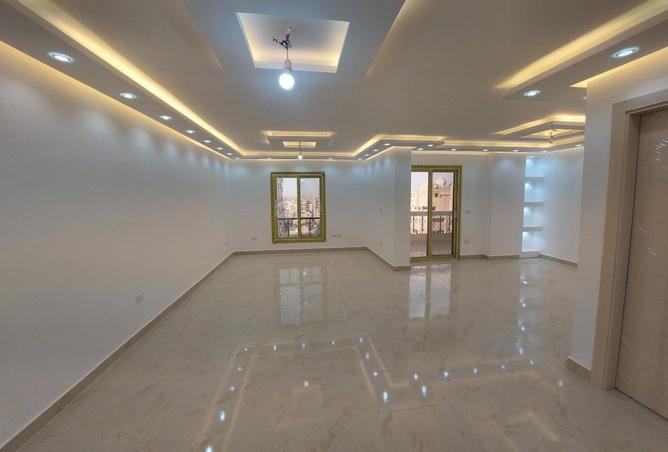 7906980 - Property Image 2
