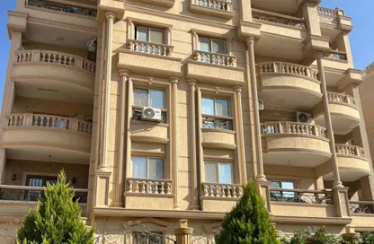 Apartment - 3 Bedrooms - 2 Bathrooms for sale in North Lotus - El Lotus - New Cairo City - Cairo