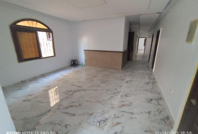 8060213 - Property Main Image