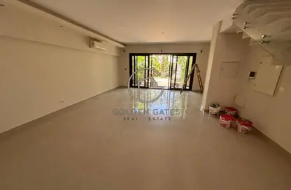 Townhouse - 3 Bedrooms - 3 Bathrooms for rent in Hyde Park - New Cairo City - Cairo