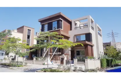 Villa - 4 Bedrooms - 5 Bathrooms for sale in New Giza - Cairo Alexandria Desert Road - 6 October City - Giza