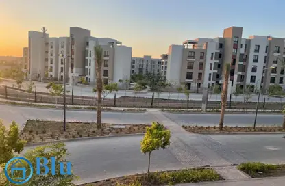 Apartment - 3 Bedrooms - 3 Bathrooms for sale in District 5 - 5th Settlement Compounds - The 5th Settlement - New Cairo City - Cairo