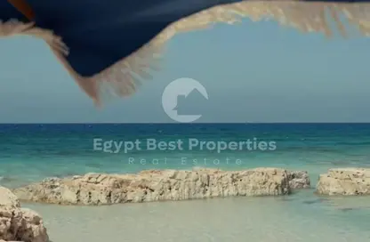 شاليه - 2 غرف نوم - 3 حمامات للبيع في رملة ليك سايد - قسم الضبعة - الساحل الشمالي