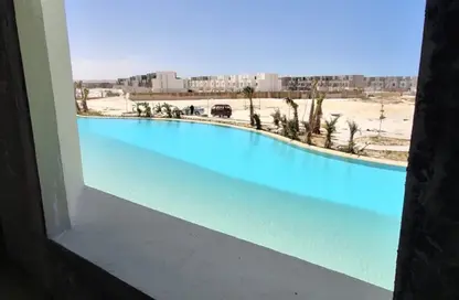 شاليه - 3 غرف نوم - 4 حمامات للبيع في المصيف - راس الحكمة - الساحل الشمالي