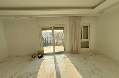 Apartment - 3 Bedrooms - 3 Bathrooms for rent in The Courtyards - Sheikh Zayed Compounds - Sheikh Zayed City - Giza