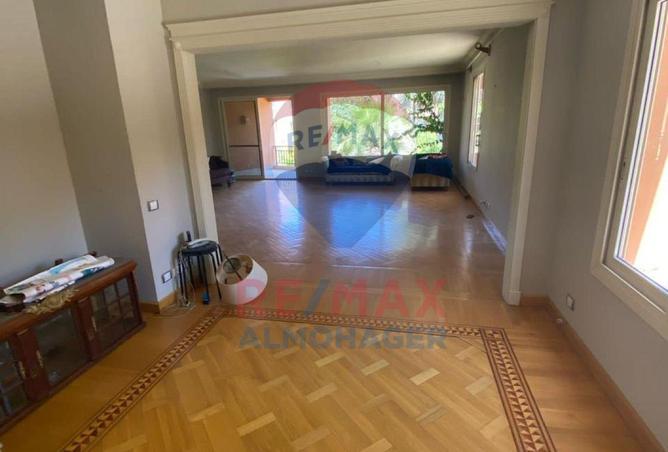 8325418 - Property Image 3