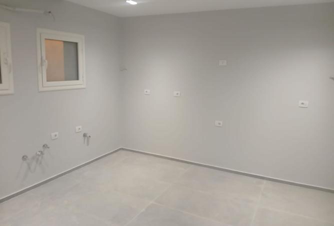 8258931 - Property Image 2