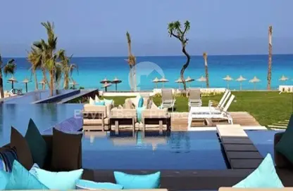 شاليه - 2 غرف نوم - 2 حمامات للبيع في ازها الساحل الشمالي - راس الحكمة - الساحل الشمالي