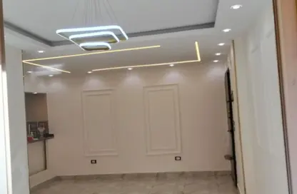 Apartment - 2 Bedrooms - 1 Bathroom for rent in Degla Gardens - Hadayek October - 6 October City - Giza