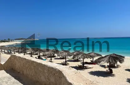 Chalet - 2 Bedrooms - 2 Bathrooms for sale in Hacienda Bay - Sidi Abdel Rahman - North Coast