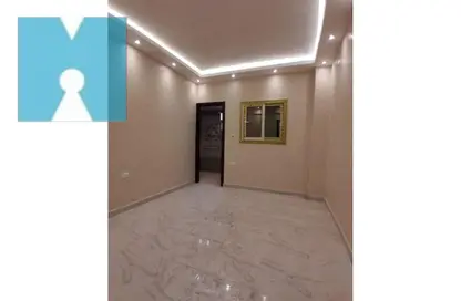شقة - 3 غرف نوم - 2 حمامات للبيع في شارع أحمد عرابي - المهندسين - الجيزة