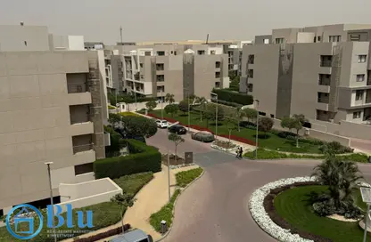 (بنتهاوس  (روف - 3 غرف نوم - 3 حمامات للايجار في فيفث سكوير - التجمع الخامس - مدينة القاهرة الجديدة - القاهرة