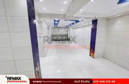 Shop - Studio - 1 Bathroom for rent in Al Ekbal St. - Laurent - Hay Sharq - Alexandria