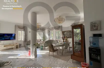 Villa - 6 Bedrooms - 7 Bathrooms for sale in Mena Garden City - Al Motamayez District - 6 October City - Giza