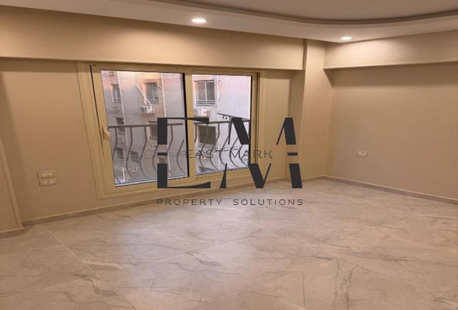 8309631 - Property Image 2