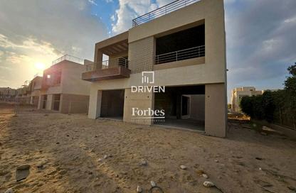 Villa - 3 Bedrooms - 3 Bathrooms for sale in The Crown - Cairo Alexandria Desert Road - 6 October City - Giza