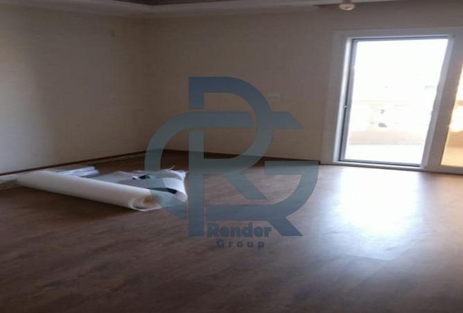 8344013 - Property Image 2