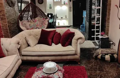 Apartment - 3 Bedrooms - 1 Bathroom for rent in Zahraa Al Maadi St. - Degla - Hay El Maadi - Cairo