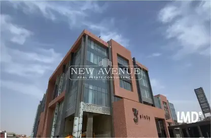 Office Space - Studio - 1 Bathroom for sale in Three Sixty - 5th Settlement Compounds - The 5th Settlement - New Cairo City - Cairo